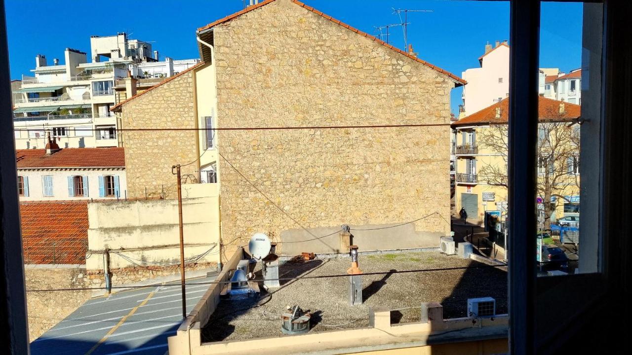 Studio En Plein Centre Ville De Кан Екстериор снимка